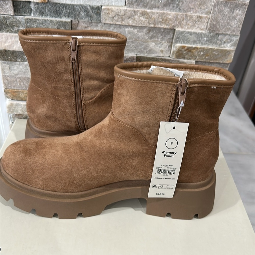 No Boundaries Women's Cozy Lug Sole Ankle Boots Size 9 - Picture 7 of 11